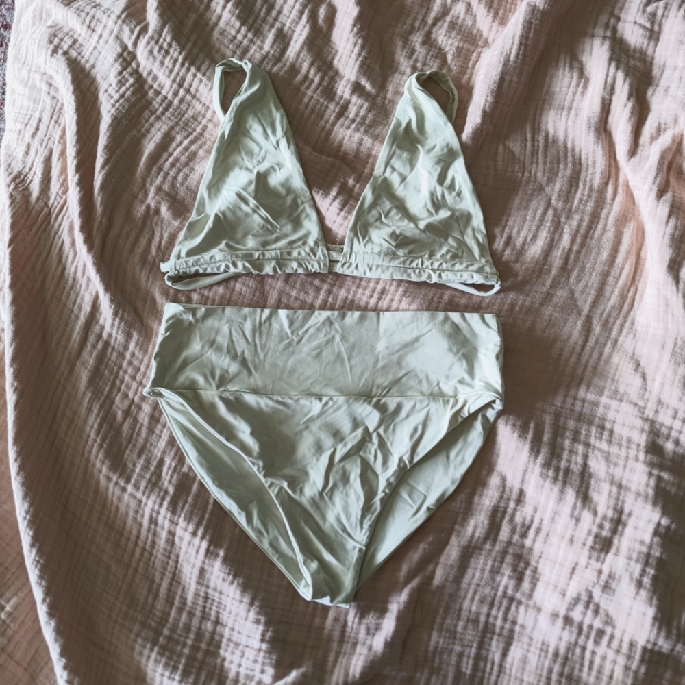 Stone Fox Swim bikini - Taj bottoms and top